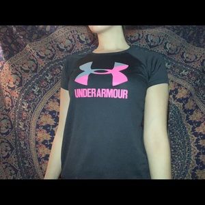 Under armour workout shirt